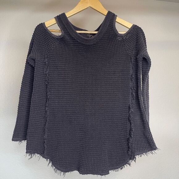 Free People Cold Shoulder Frayed Hem Waffle Knit Faded Black Sweater - Picture 1 of 7